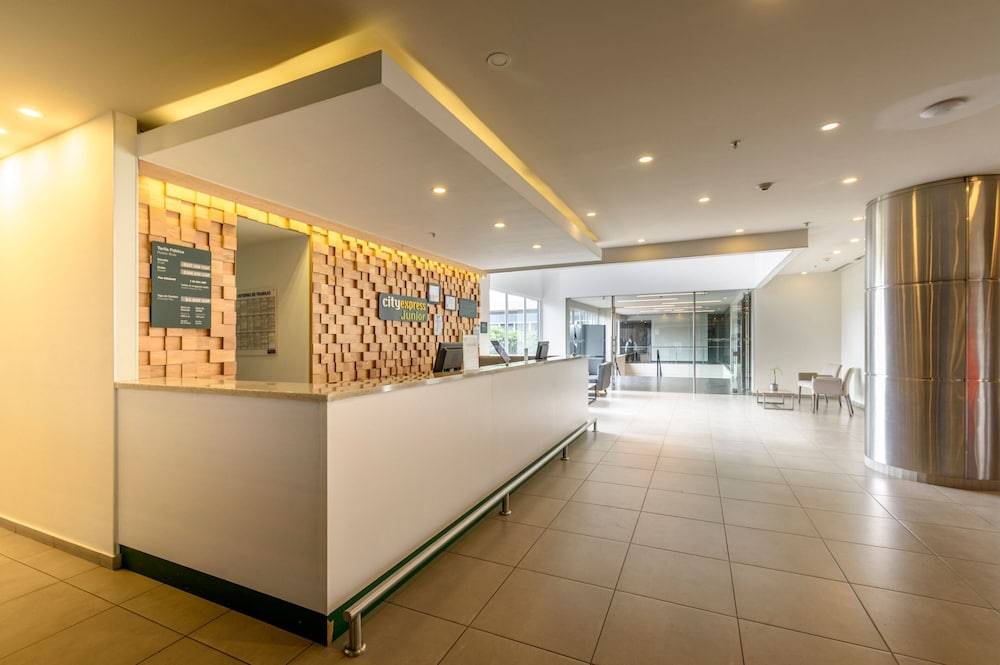 City Express Junior by Marriott Bogota Aeropuerto 2