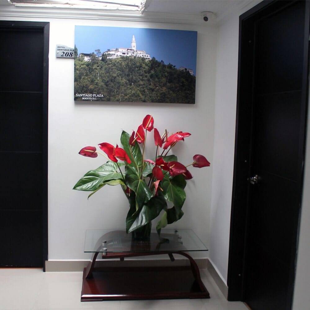 Hotel Santiago Plaza 2
