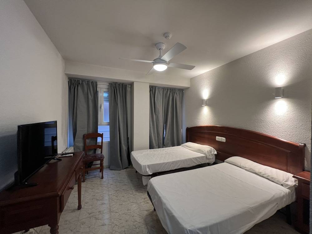 Hostal La Embajada 1