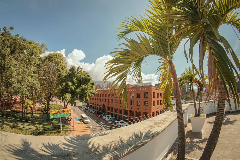 Tik by Bernalo Hotels 1