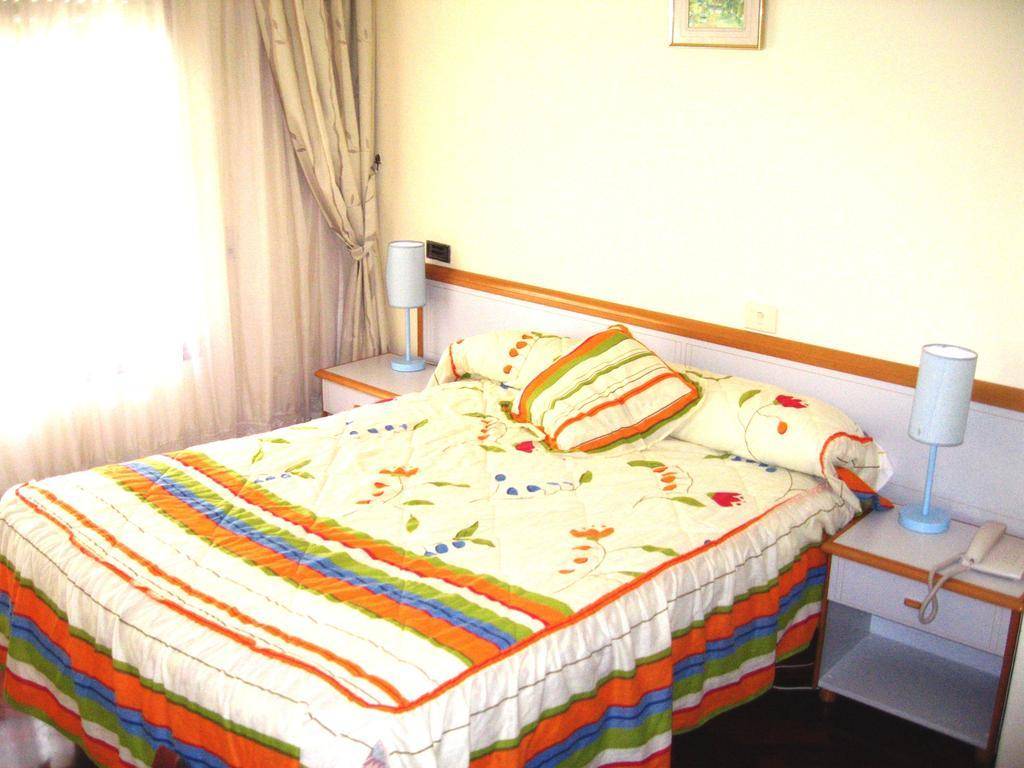 Hotel Cristal 1 2