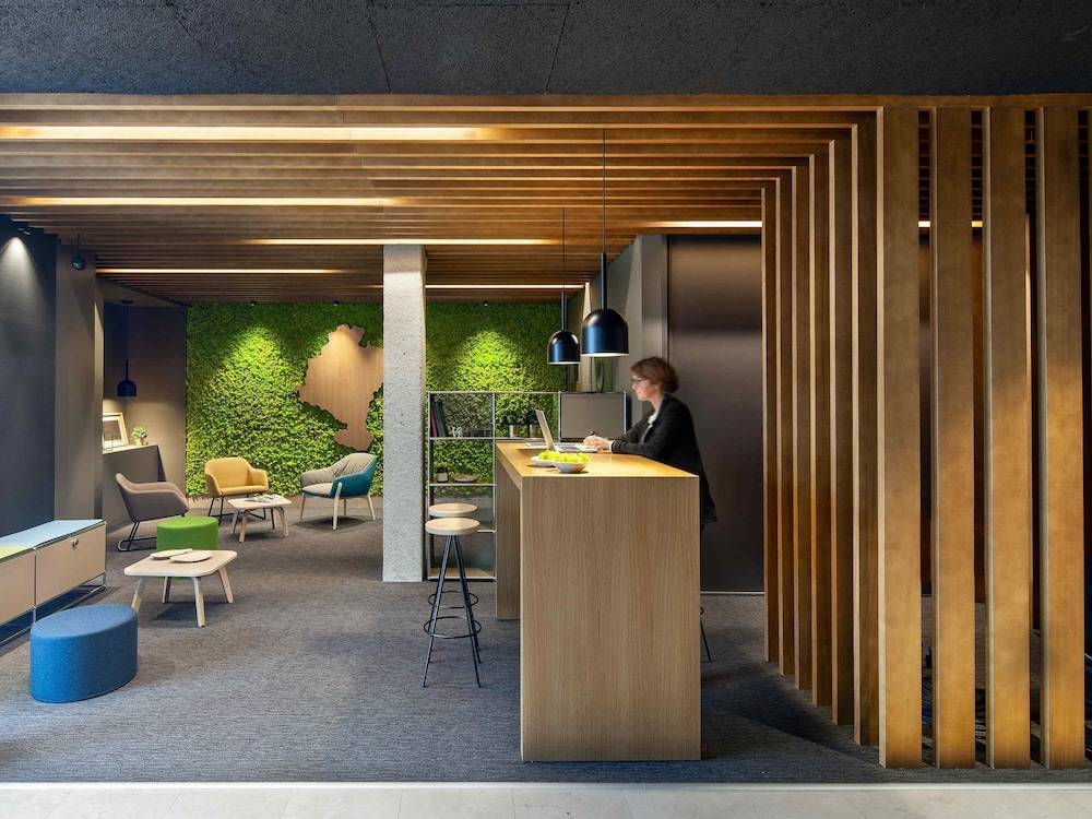 ibis Styles Pamplona Noain 1