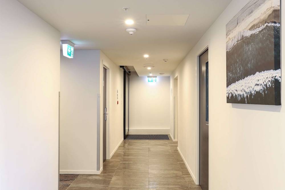 Ramada by Wyndham Wellington Taranaki Street 2