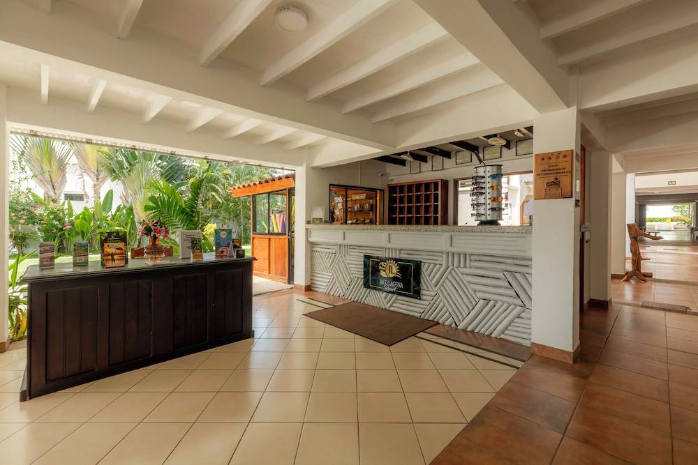 Jaco Laguna Resort & Beach Club 2