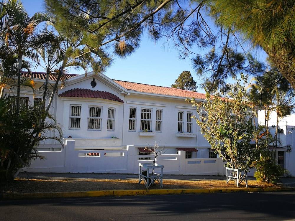 Costa Rica Guesthouse 1