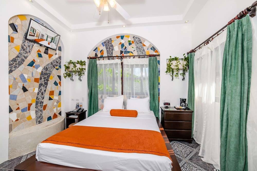 Maravida Social Hotel by Crazy Monkey 1