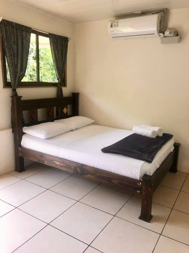 Le Petit Hotel 1