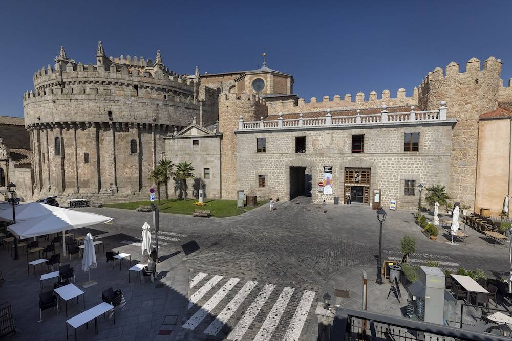 Hostal Restaurante Puerta del Alcázar 1