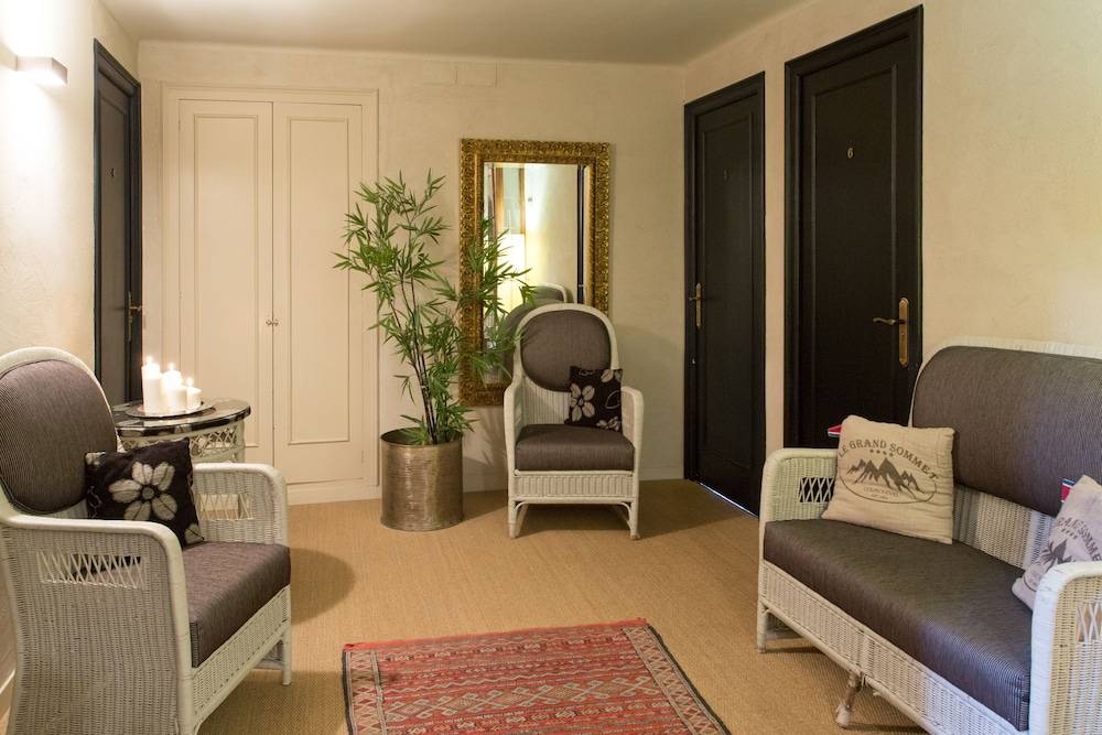 Hostal de la Plaça - Hotel Boutique 2