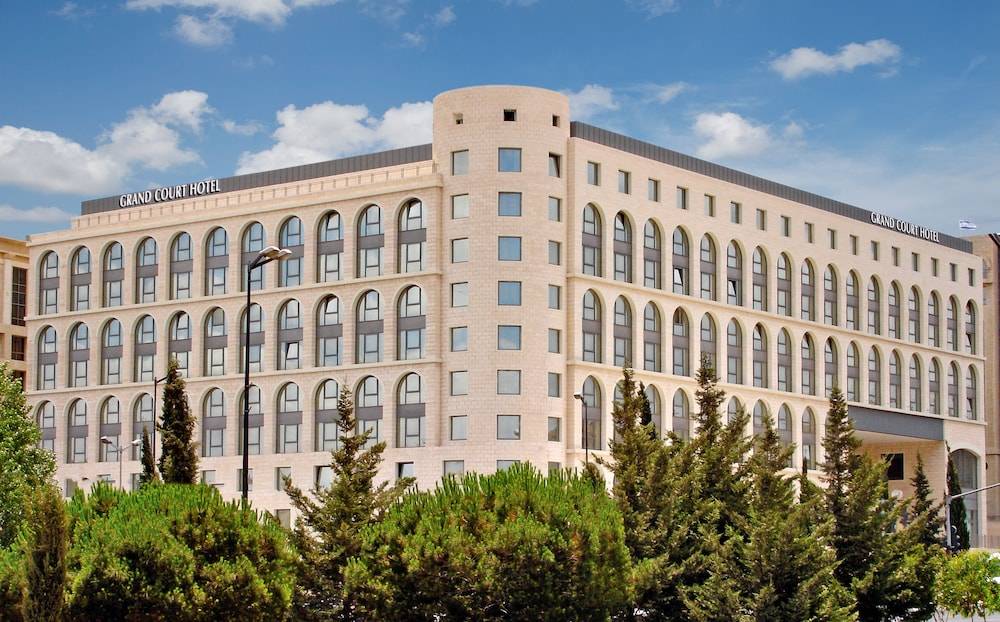 Grand Court Hotel 1
