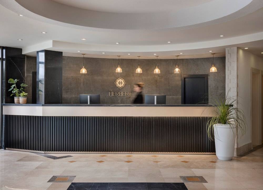 Central Park Residence 2