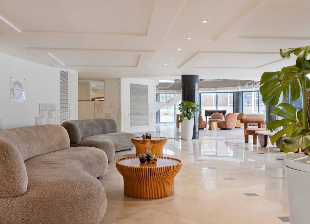 Central Park Residence 1