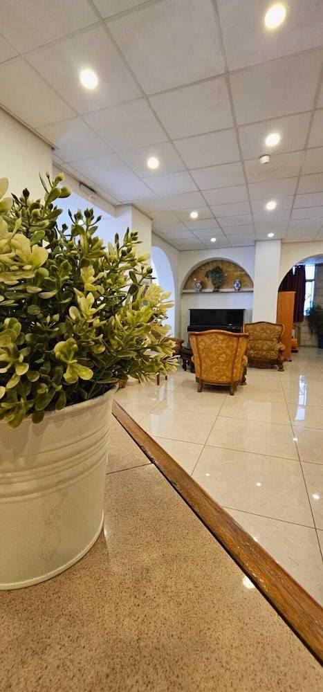 Zion Hotel 2