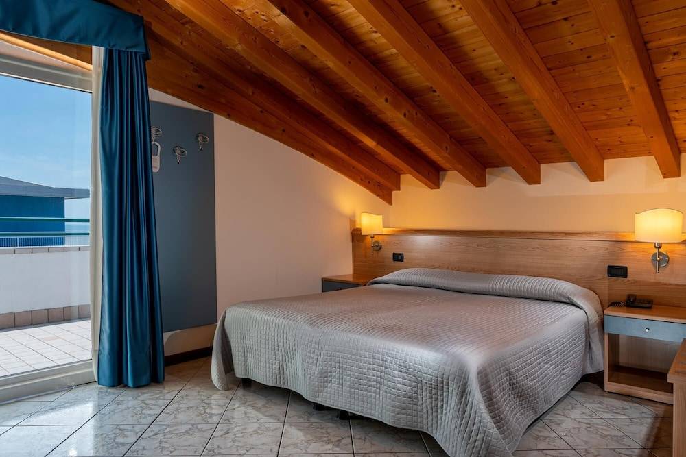 Hotel Kennedy 1