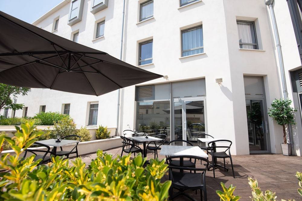 Zenitude Hôtel-Résidences Narbonne Centre 1