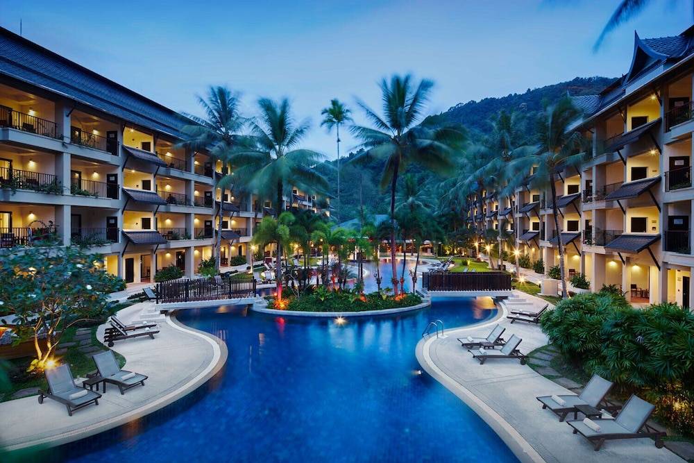 Radisson Resort and Suites Phuket 1