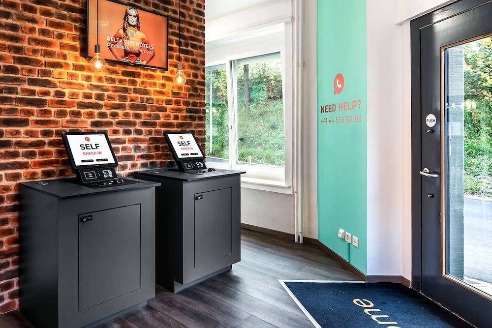 Delta City Hotels - Self check-in 1