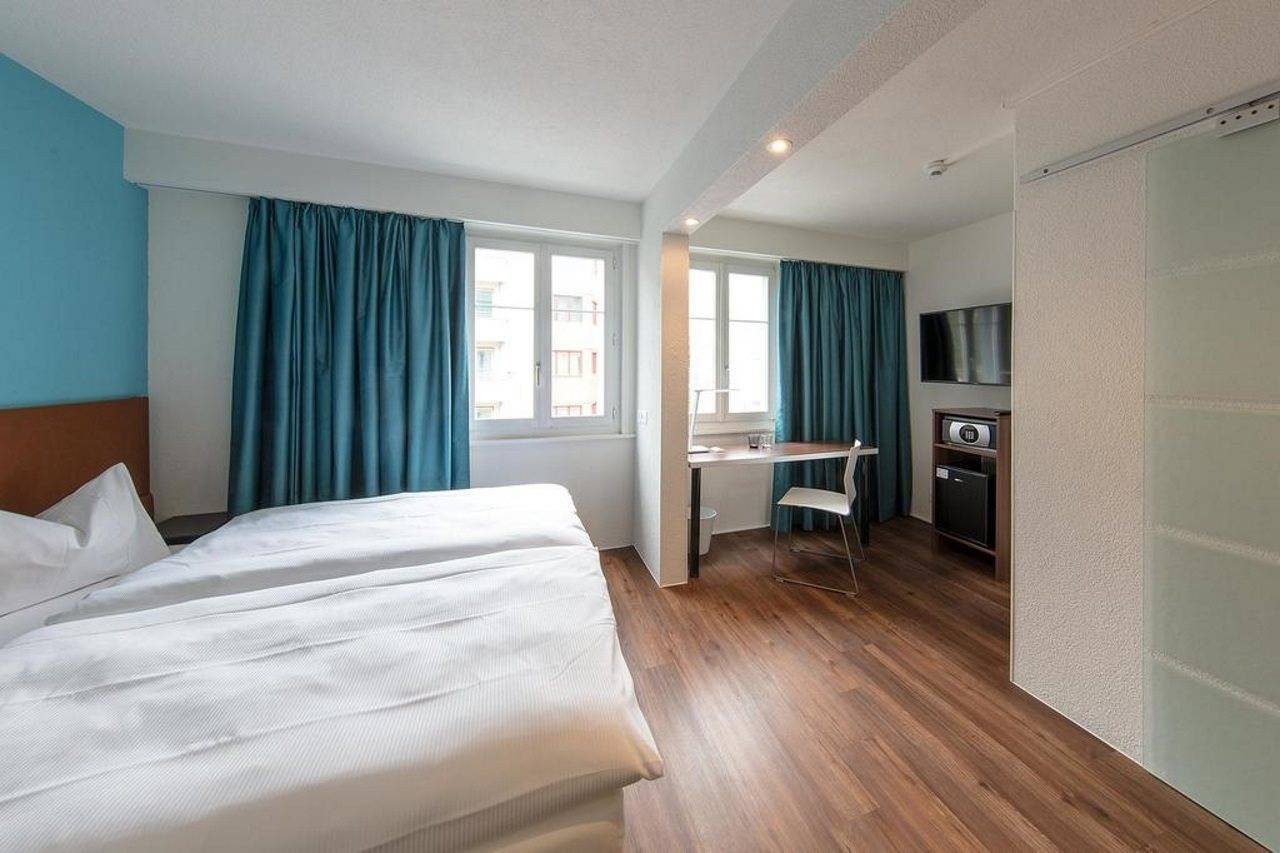 Royal Hotel Zurich 2