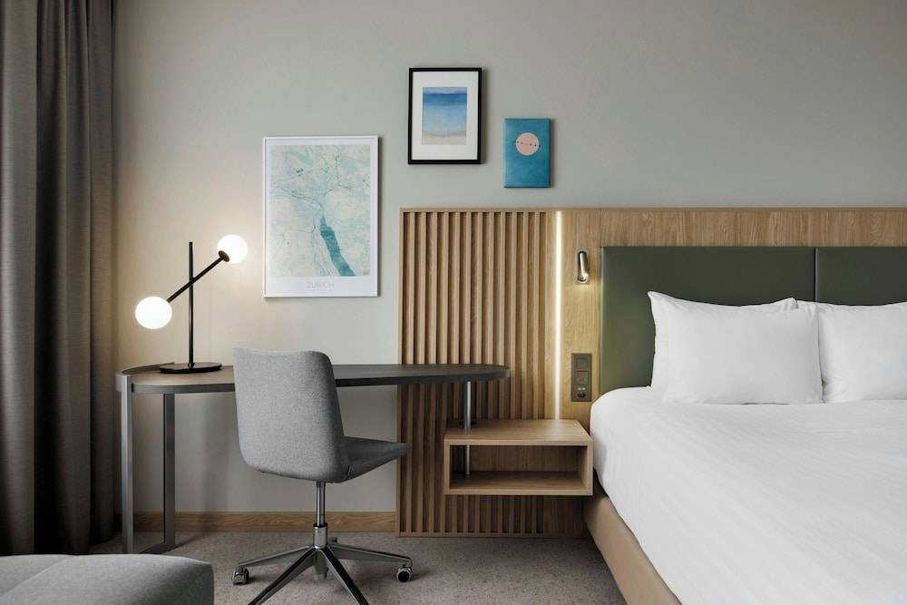 Courtyard by Marriott Zurich North 1