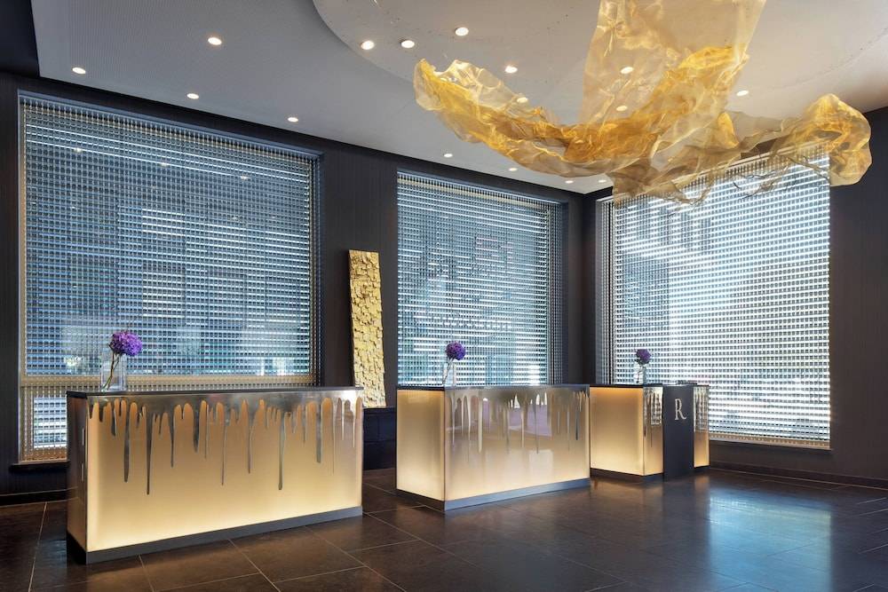 Renaissance Zurich Tower Hotel 2