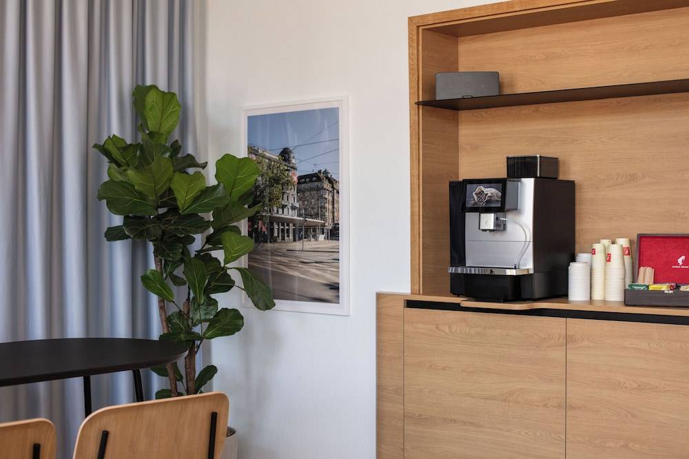 Fred Guest House Hauptbahnhof - Self Check-in 2
