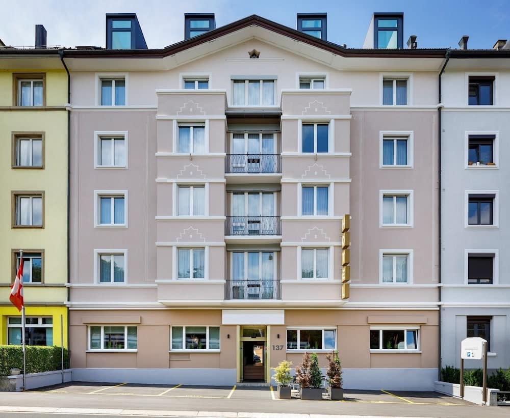 Swiss Star Irchel - Self Check-In 1