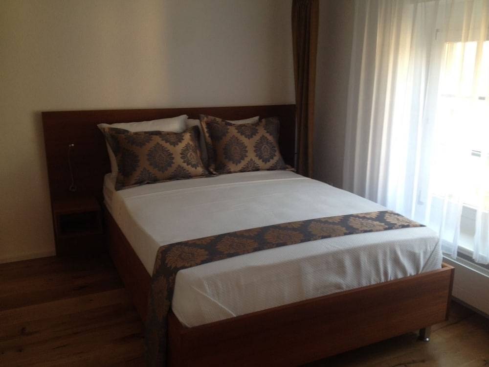 Hotel Old Town 2