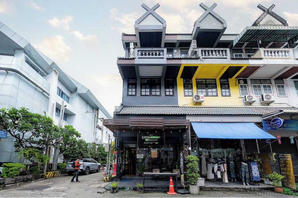 KAYAN Hostel 1