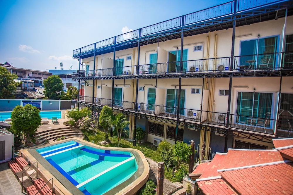 Prince Hotel Chiang Mai 1