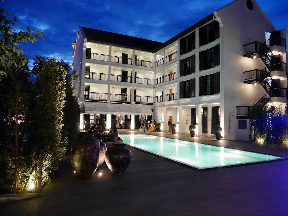 Buri Siri Boutique Hotel 1