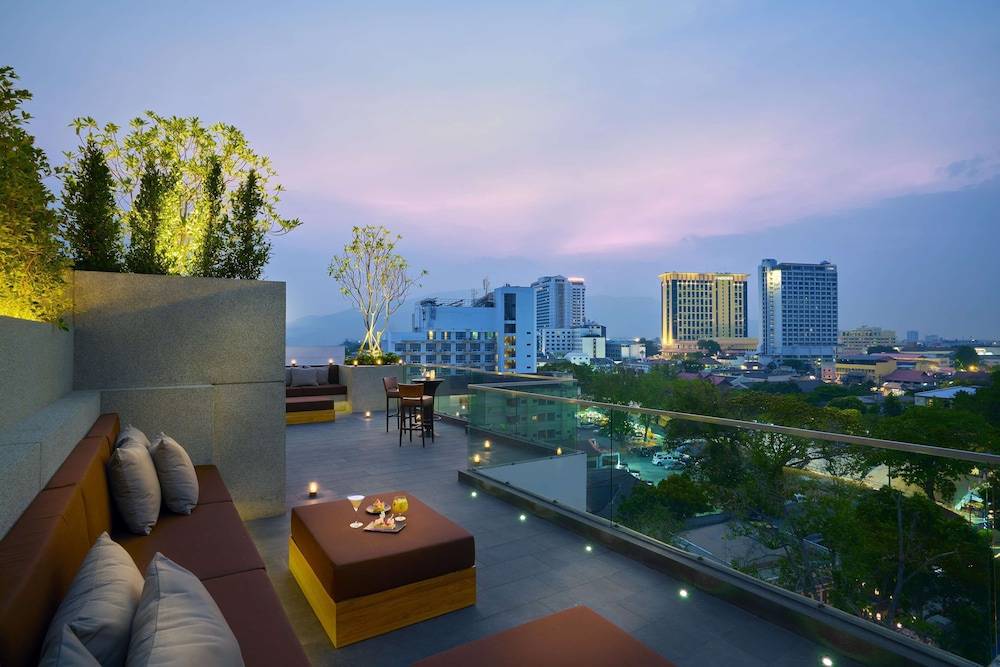 Anantara Chiang Mai Serviced Suites 1
