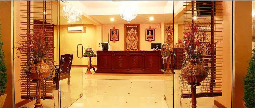 At Chiang Mai Hotel 2