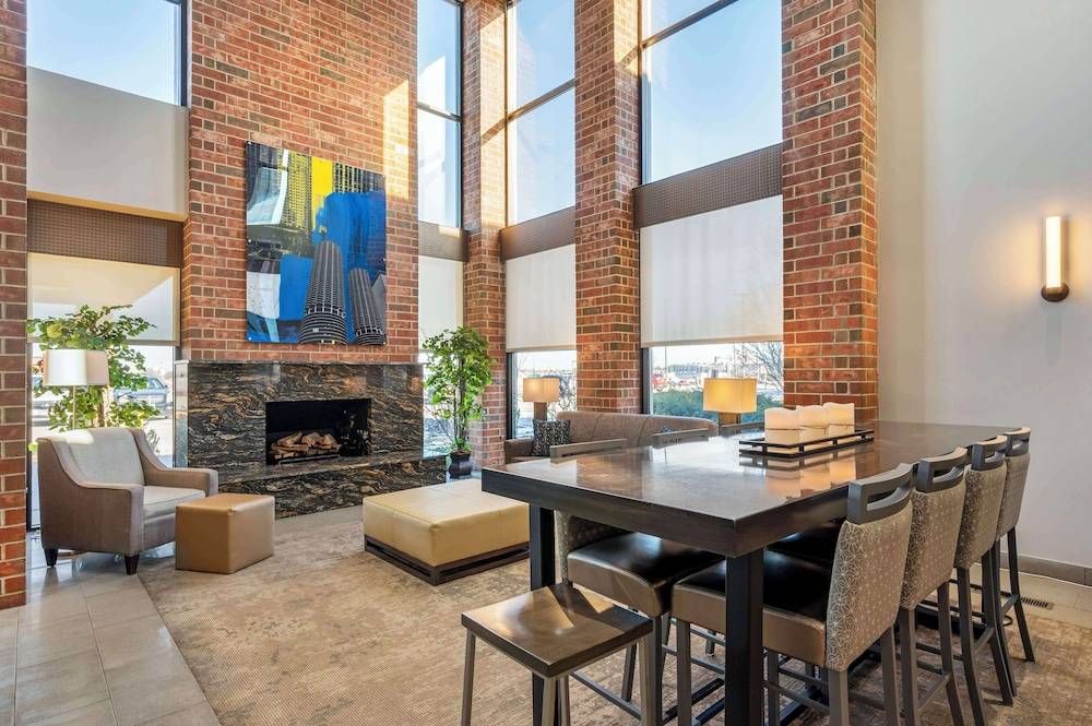 Best Western Chicago - Downers Grove 2