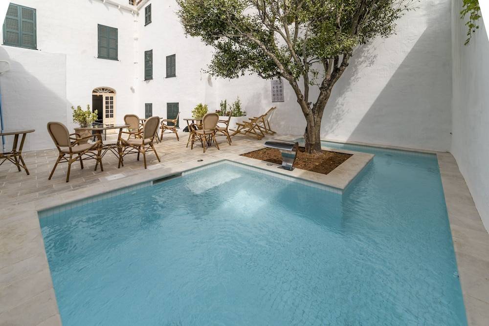 Seranova Luxury Hotel - Adults Only 1