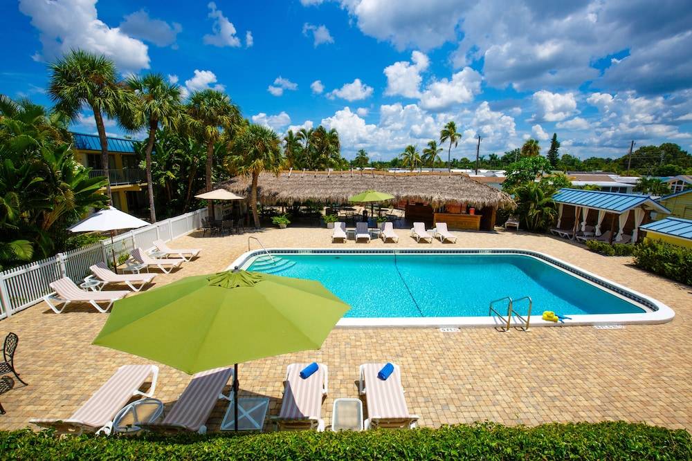 Naples Garden Inn 1
