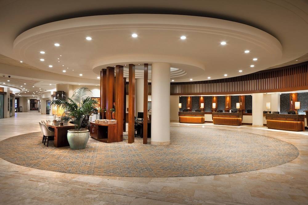 Sheraton Waikiki Beach Resort 2