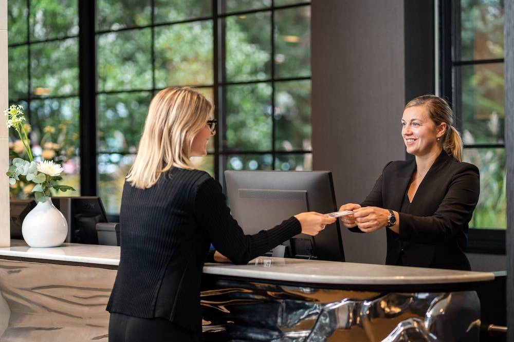 Crowne Plaza GENEVA by IHG 2