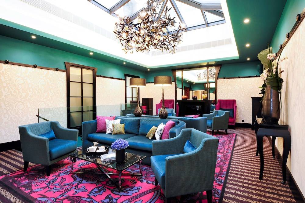 Hôtel Tiffany by Fassbind 2