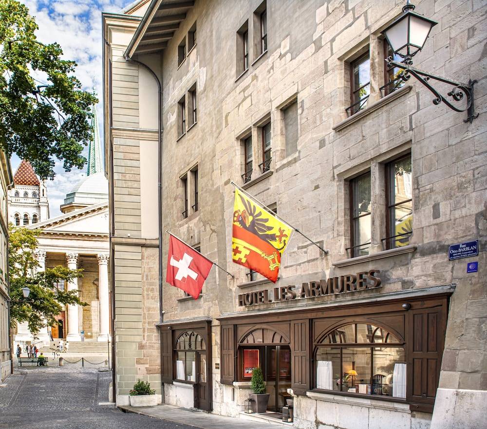 Hôtel Les Armures 1