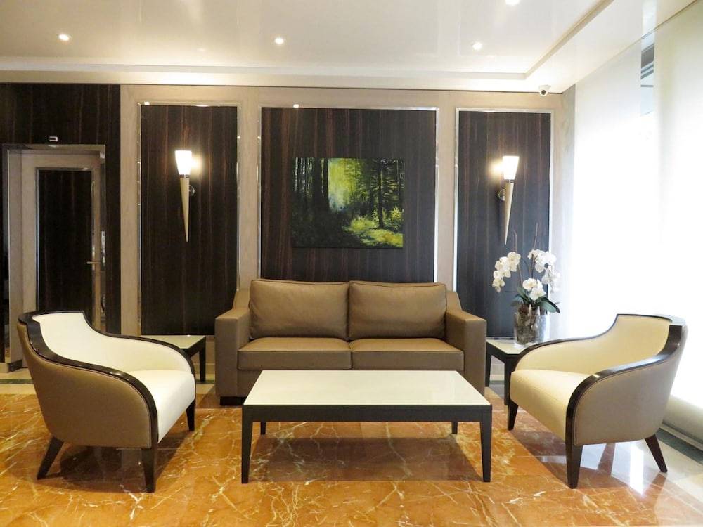 Nash Airport Hotel 2
