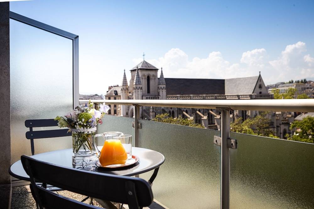 Hotel Suisse 1