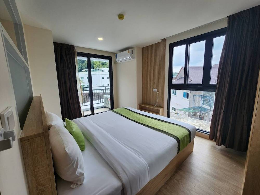 iCheck inn Darisa Patong 2