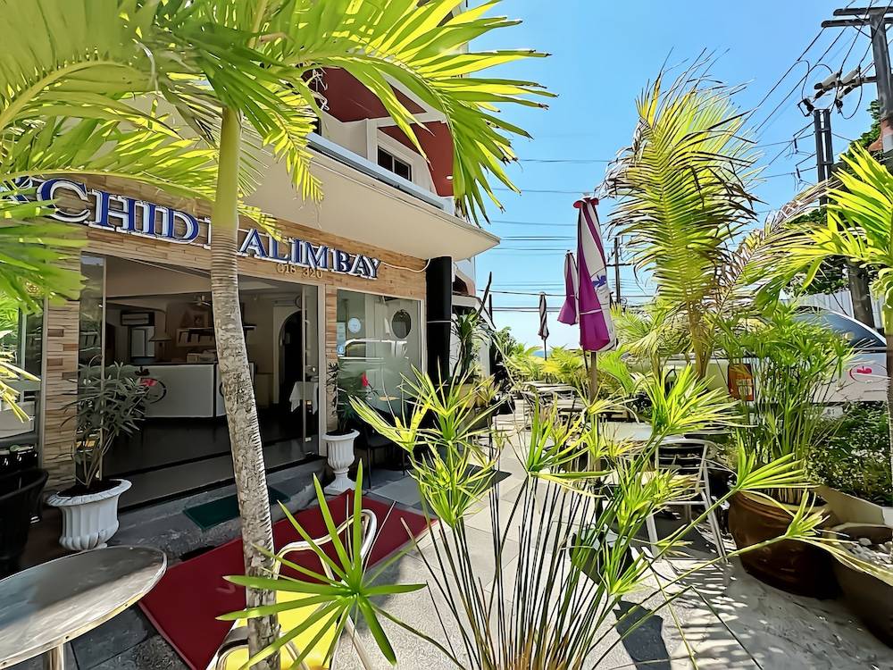 Orchid Hotel and Spa Kalim Bay 1