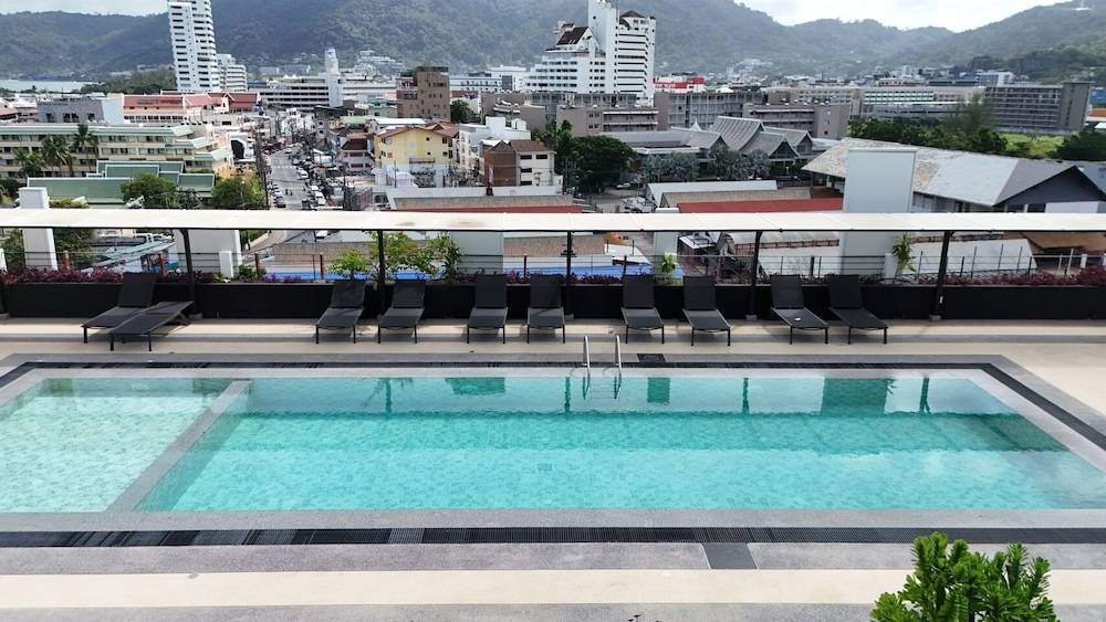 ASHLEE Hub Hotel Patong 1