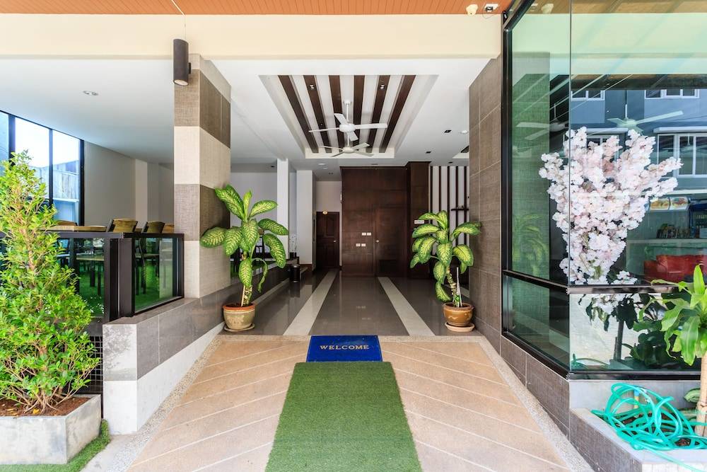 77 Bangla Hotel 2