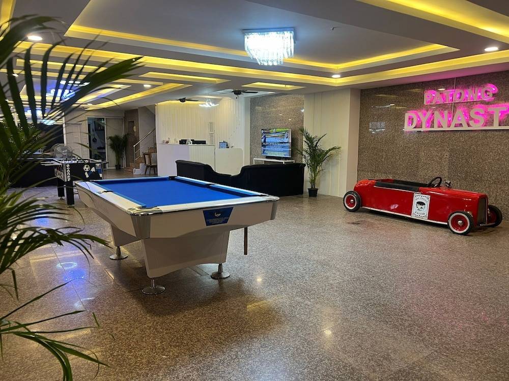 Patong Dynasty Royal Hotel 2