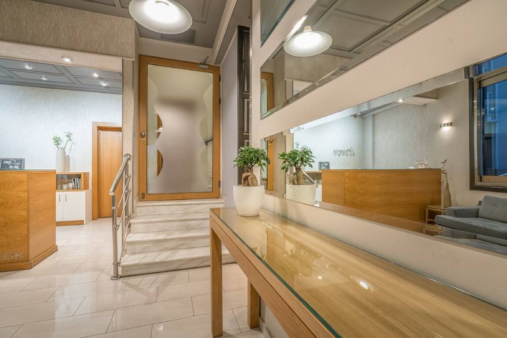 Phoenix Hotel 2