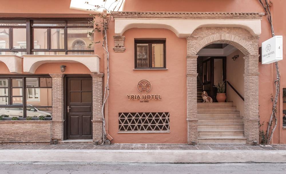 Yria Hotel 1