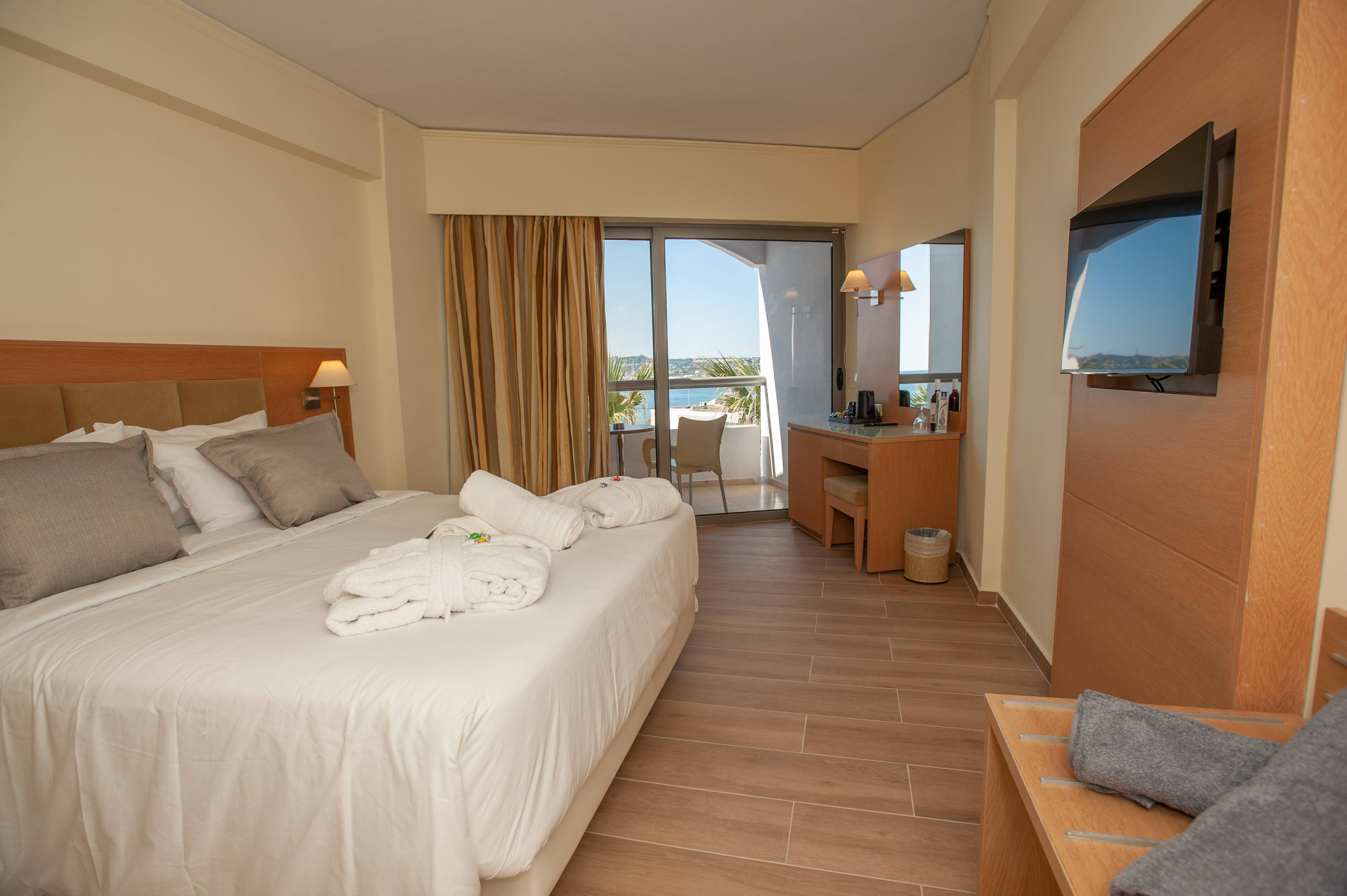 Rhodos Horizon Marina - Adults Only 1