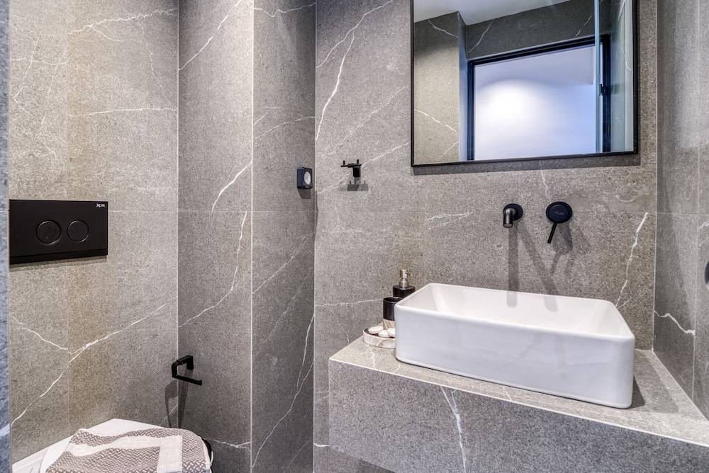 Island Sea Side Hotel - Adults Only 1